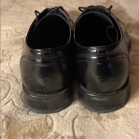 Shoes - Picture 2 of 3